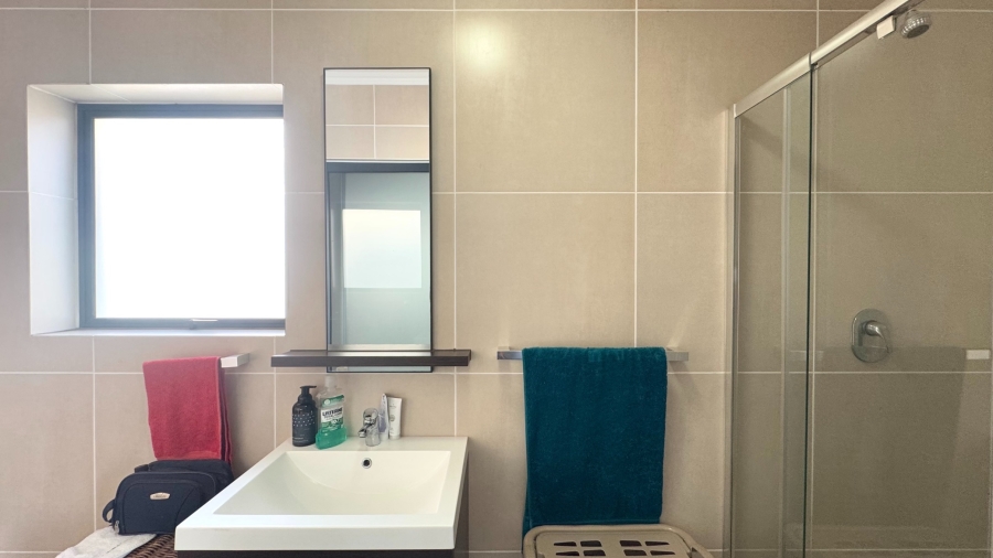 To Let 2 Bedroom Property for Rent in De Velde Western Cape